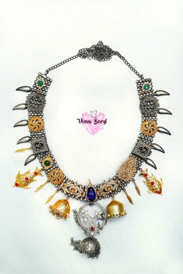 Multicolour-chained dual toned necklace