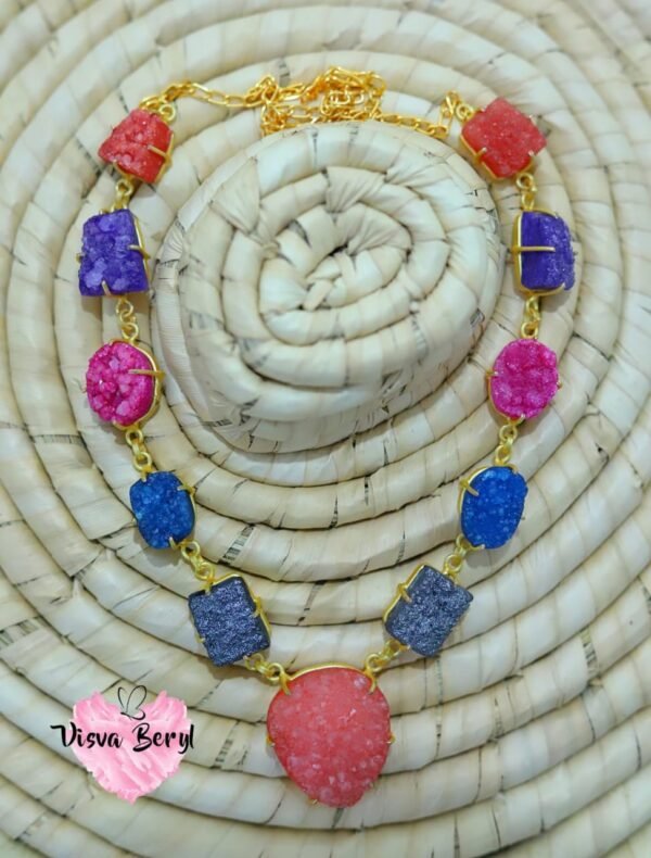 Raw stone magnificent necklace