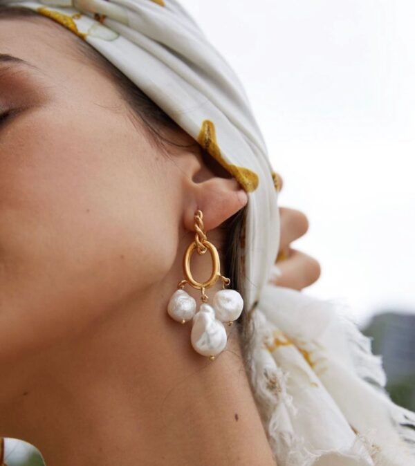 Row Pearls Earrings