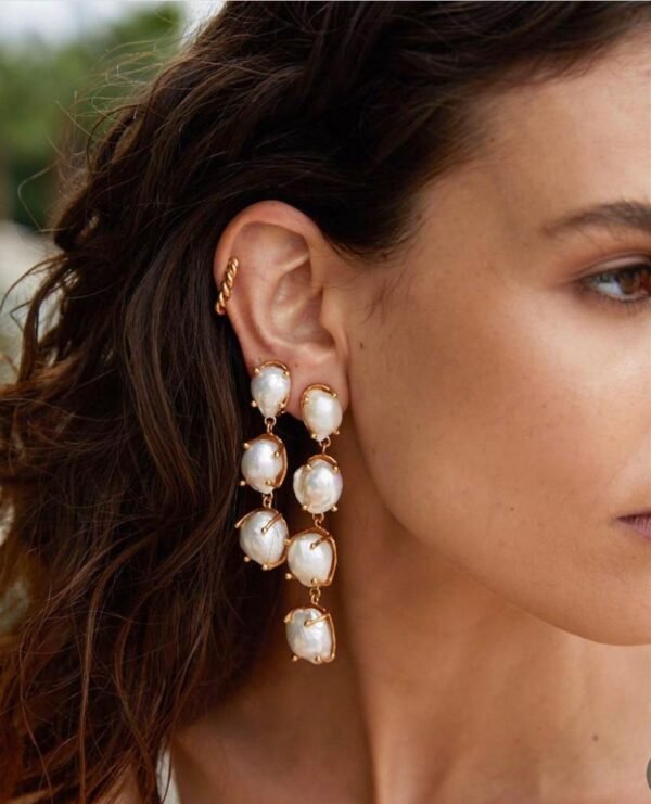 Feather Pearls Earrings - Image 2